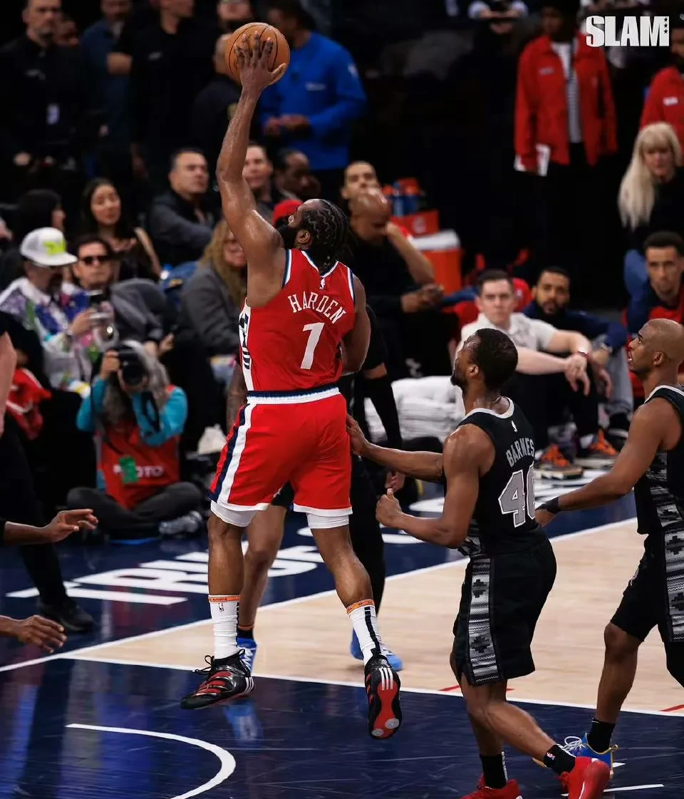 官方游戏-清晨明尼苏达森林狼篮板制胜：西甲节点到来，话题不断，身体对抗强度拉满的简单介绍